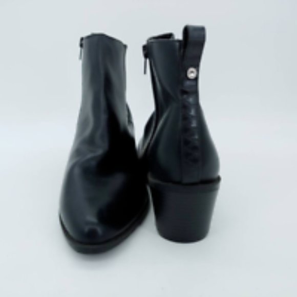 Express Womens Ankle Booties Black Zipper Almond Toe Cuban Heels Faux Leather 10 - Picture 3 of 10